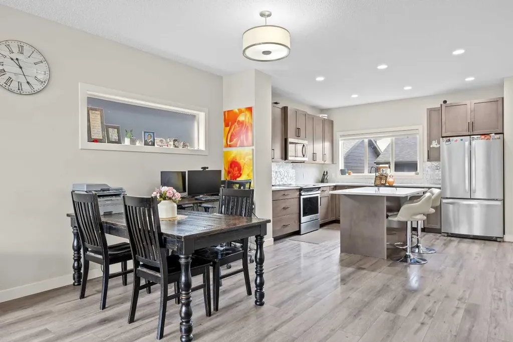 867 Walgrove Boulevard SE Calgary AB T2X4G1