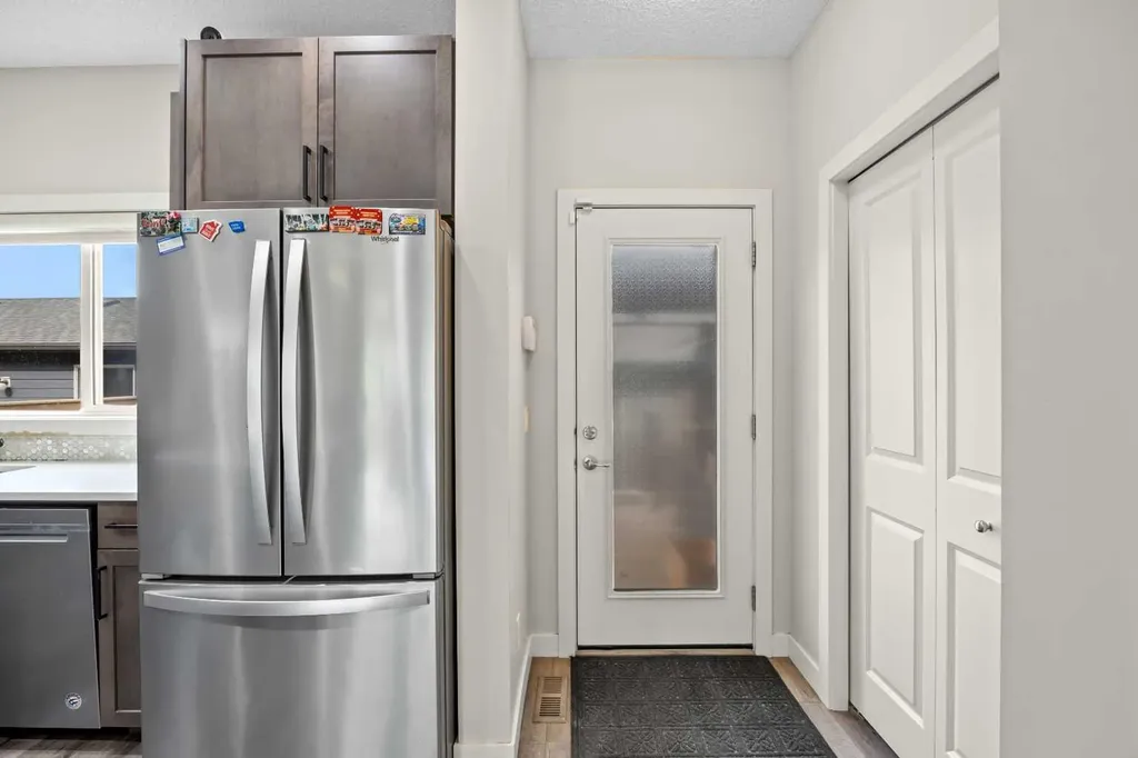 867 Walgrove Boulevard SE Calgary AB T2X4G1
