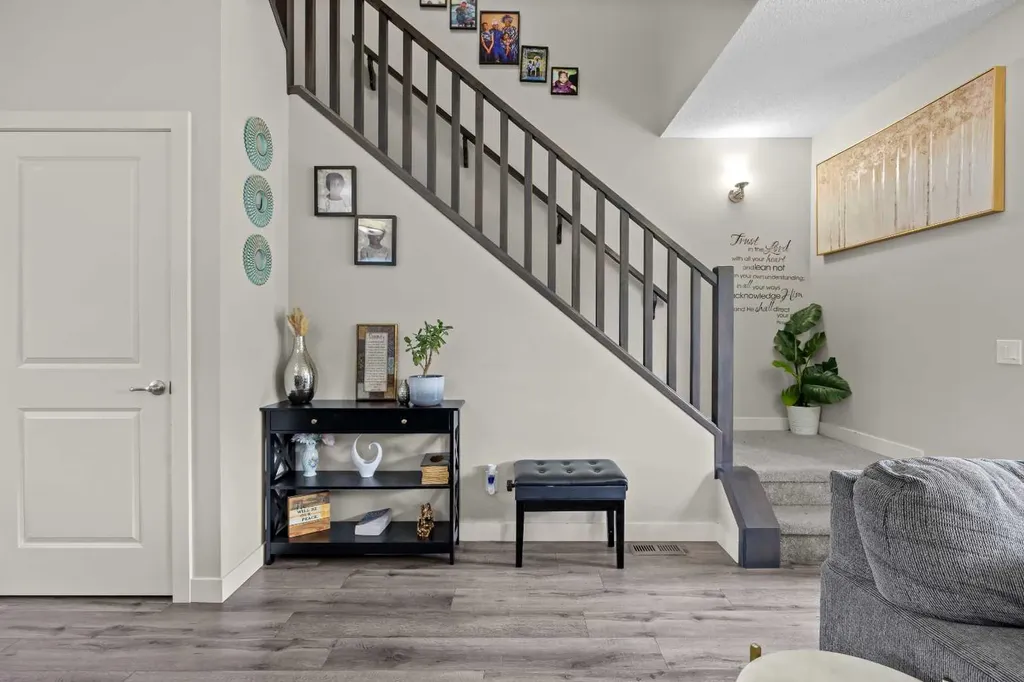 867 Walgrove Boulevard SE Calgary AB T2X4G1