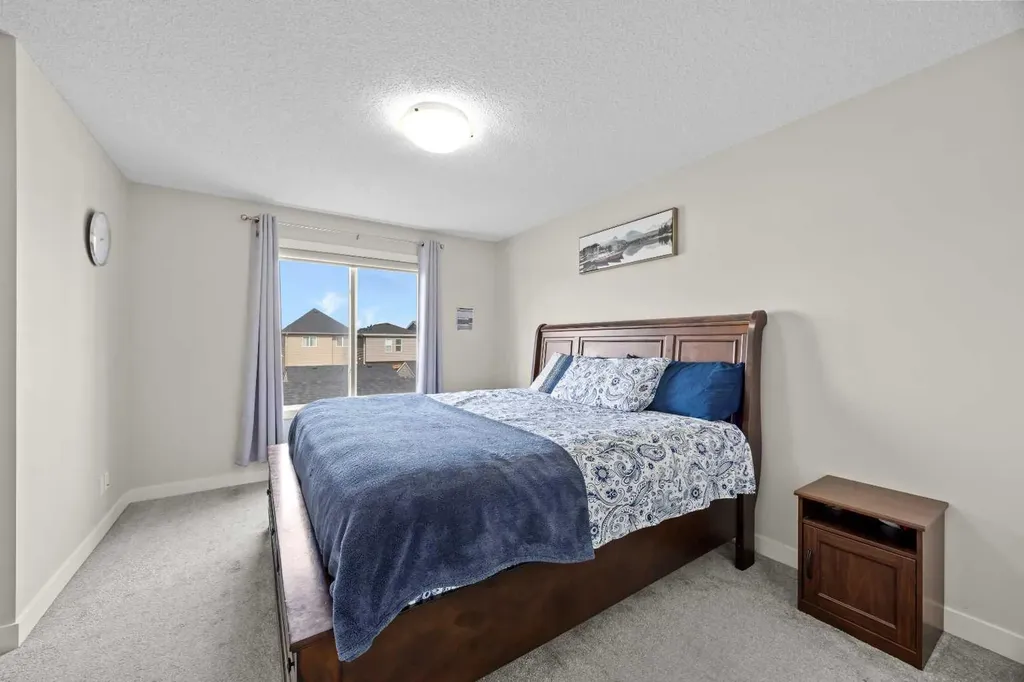867 Walgrove Boulevard SE Calgary AB T2X4G1