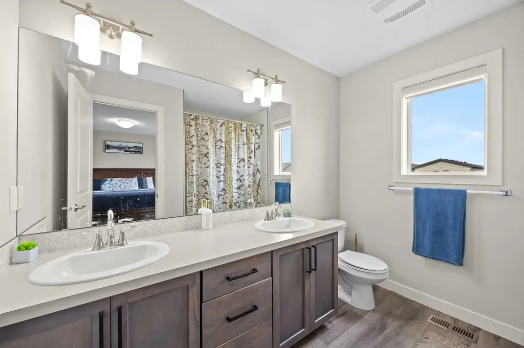 867 Walgrove Boulevard SE Calgary AB T2X4G1