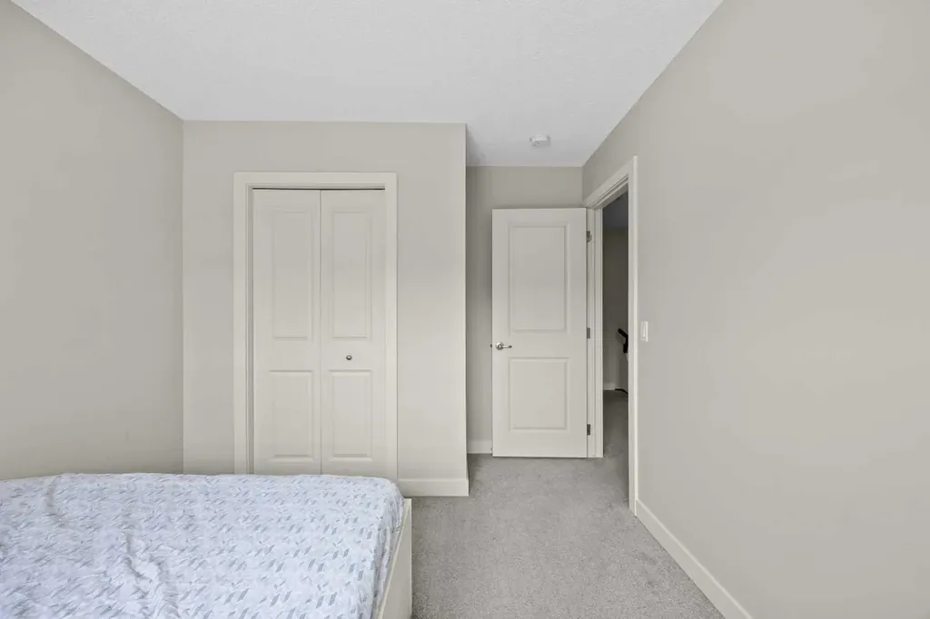 867 Walgrove Boulevard SE Calgary AB T2X4G1