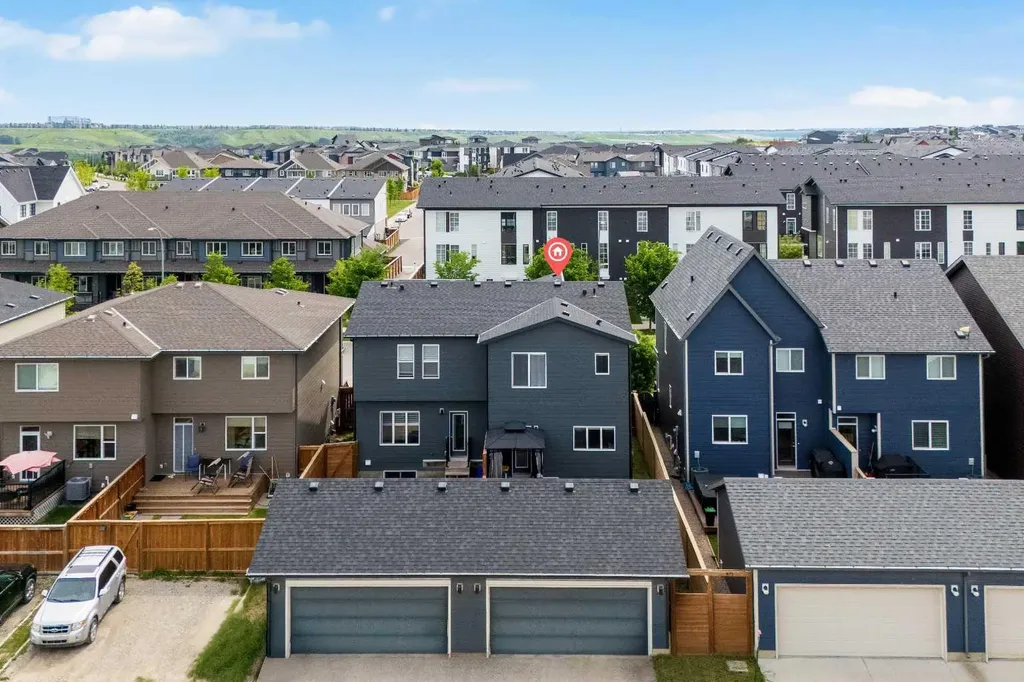 867 Walgrove Boulevard SE Calgary AB T2X4G1