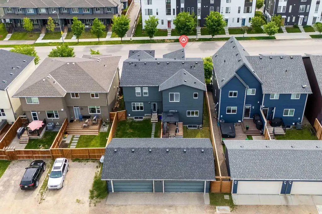 867 Walgrove Boulevard SE Calgary AB T2X4G1