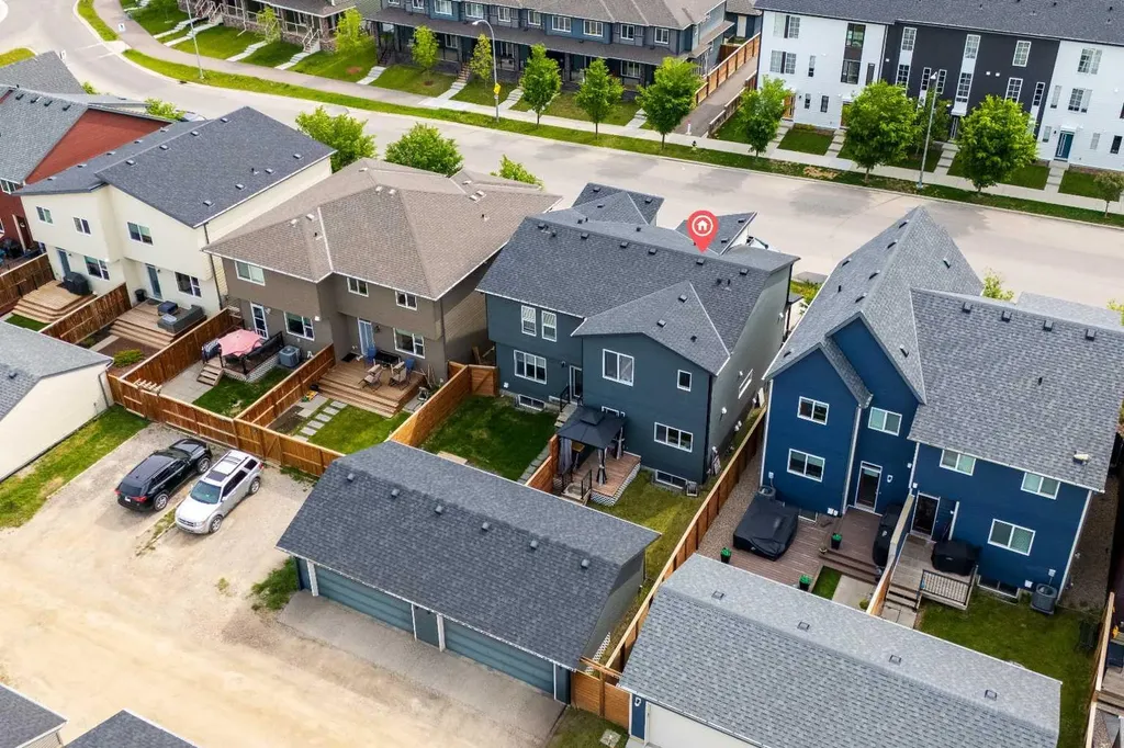 867 Walgrove Boulevard SE Calgary AB T2X4G1