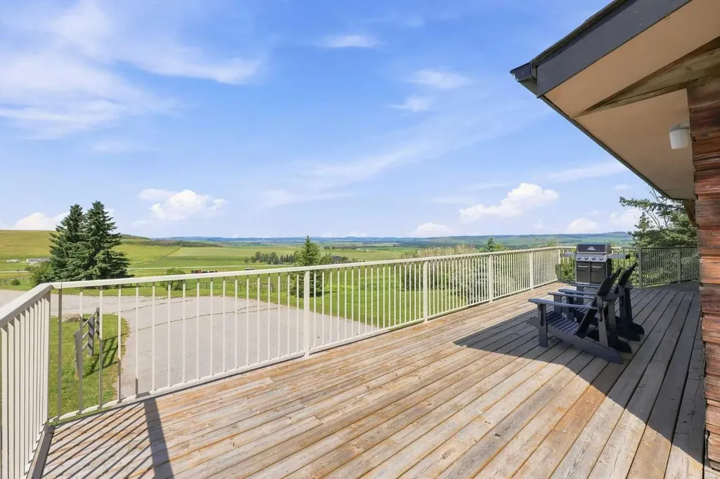 386124 64 Street W Rural Foothills County AB T1S 6C8