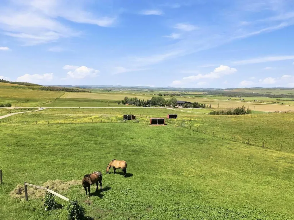 386124 64 Street W Rural Foothills County AB T1S 6C8