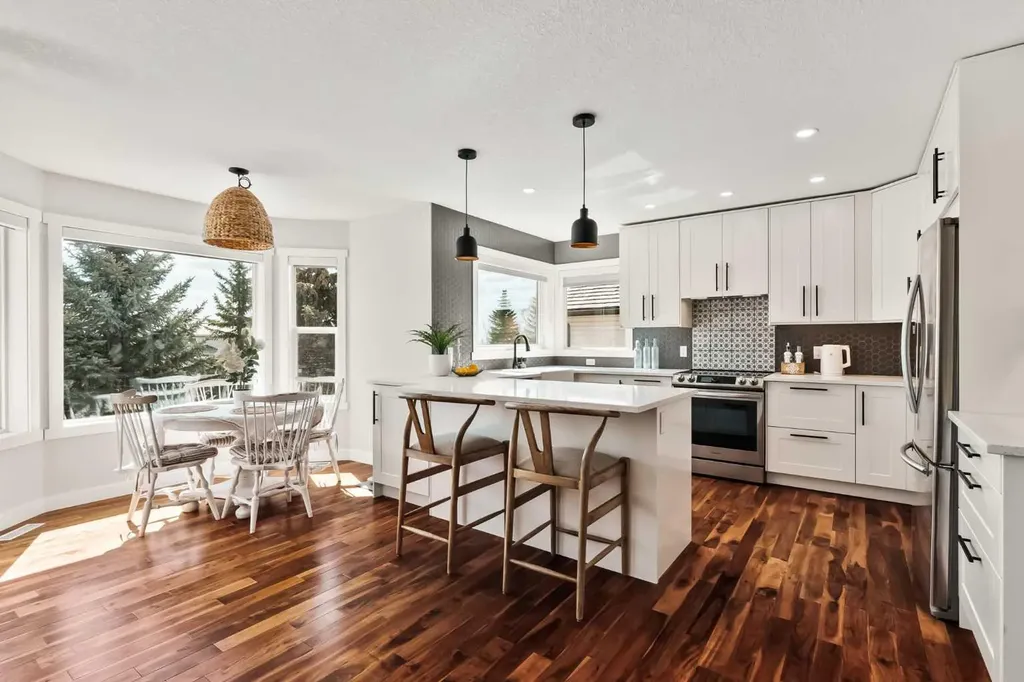 6 Gleneagles Terrace Cochrane AB T4C1P1