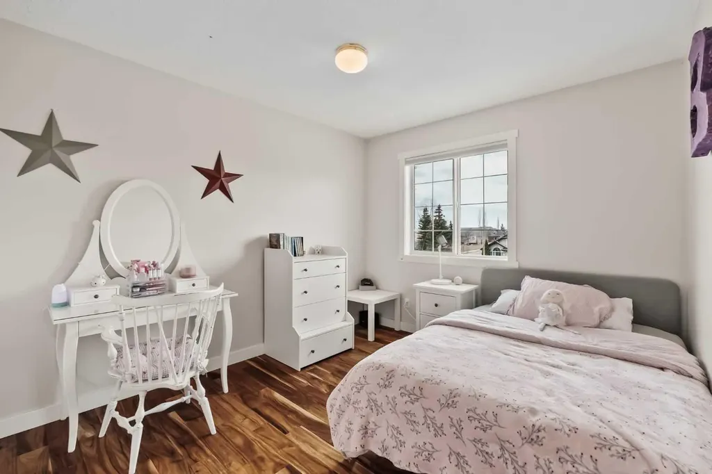 6 Gleneagles Terrace Cochrane AB T4C1P1