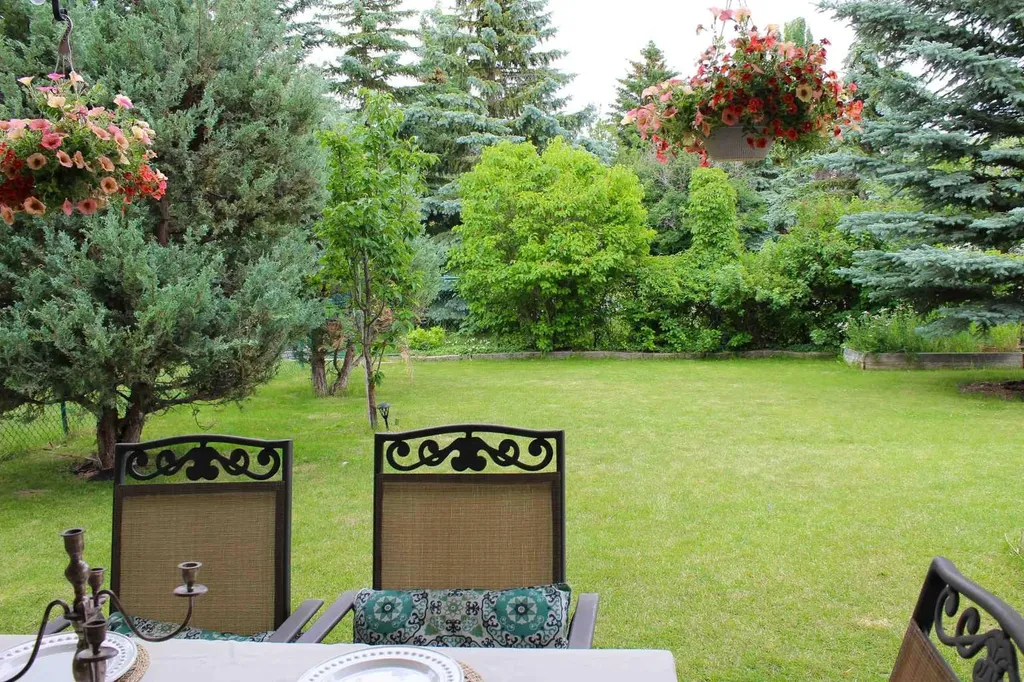 6 Gleneagles Terrace Cochrane AB T4C1P1
