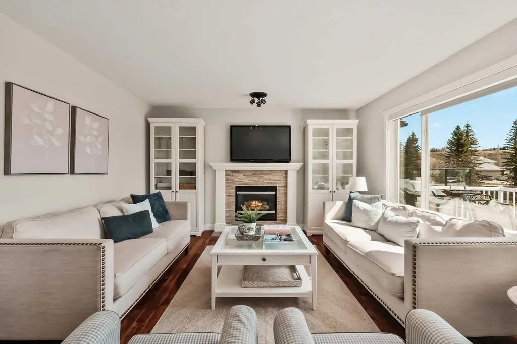 6 Gleneagles Terrace Cochrane AB T4C1P1