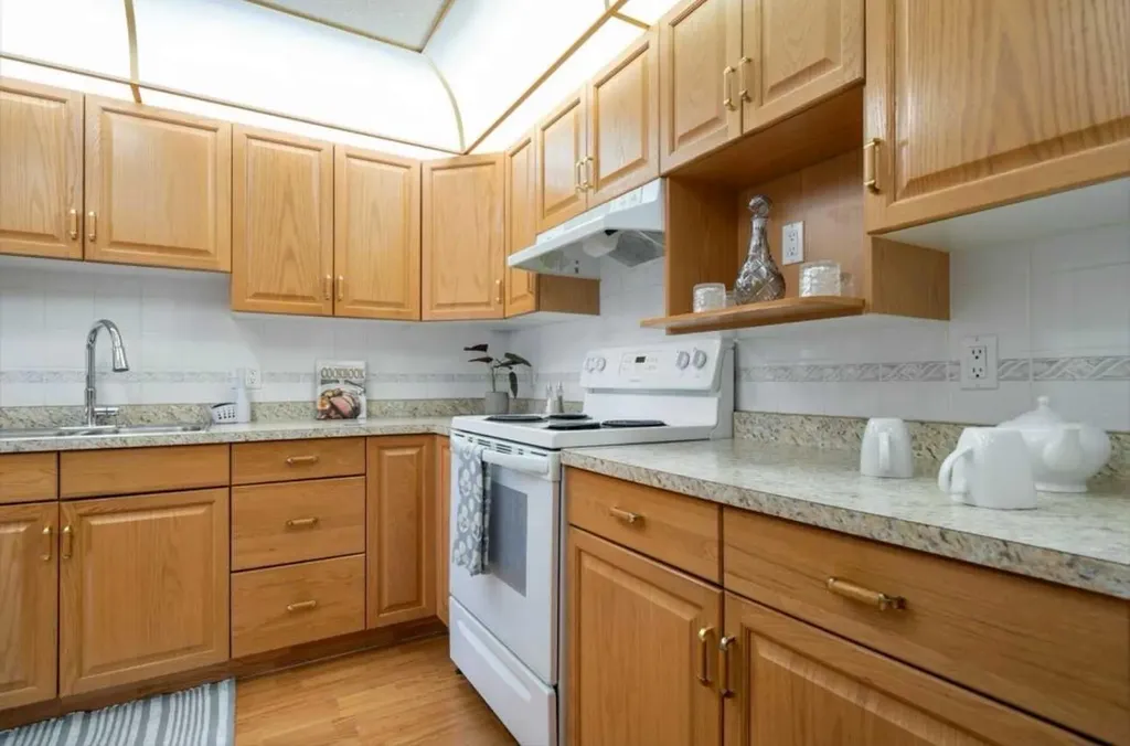 1182 Southview Drive SE Medicine Hat AB T1B 4L2
