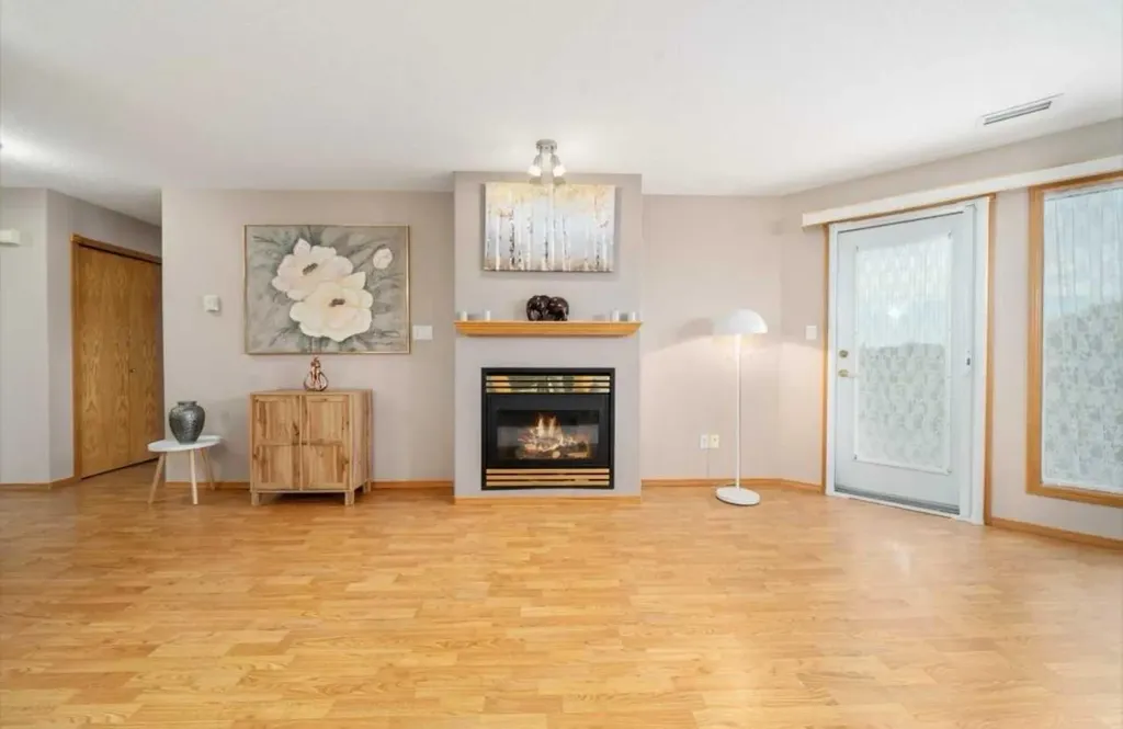 1182 Southview Drive SE Medicine Hat AB T1B 4L2