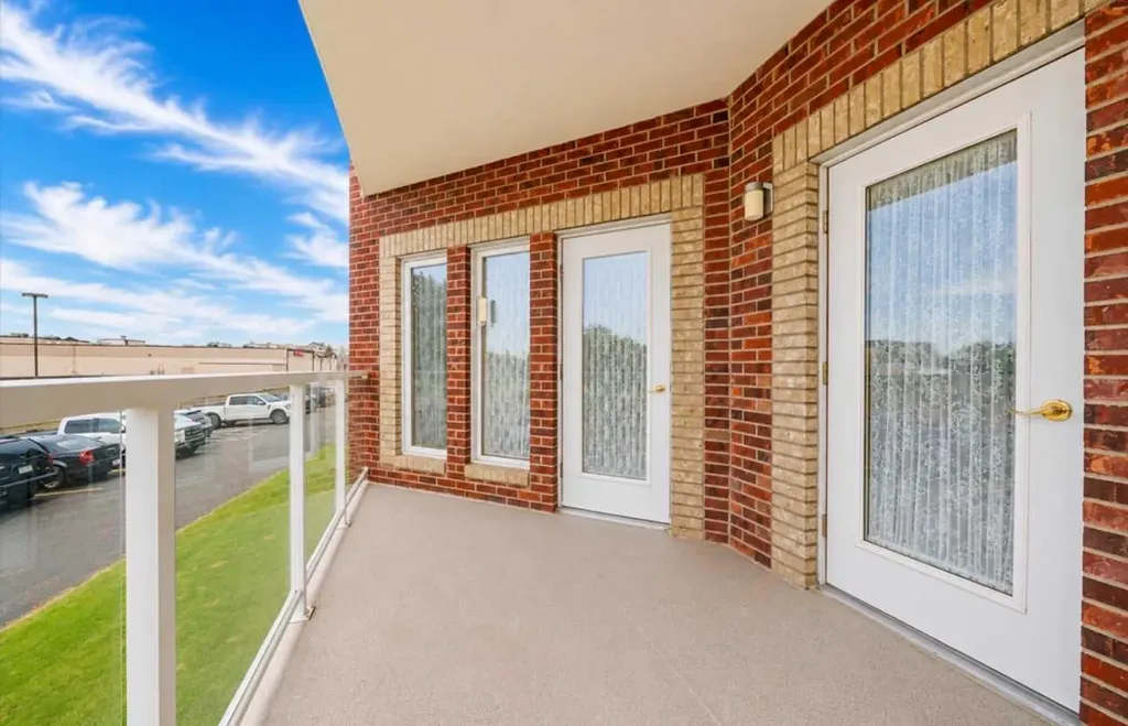 1182 Southview Drive SE Medicine Hat AB T1B 4L2