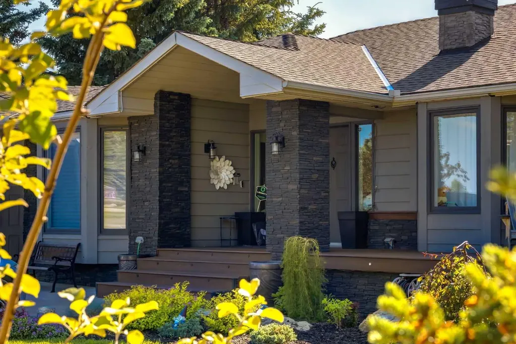 31 Rosewood Drive SW Rural Rocky View County AB T3Z 3K7