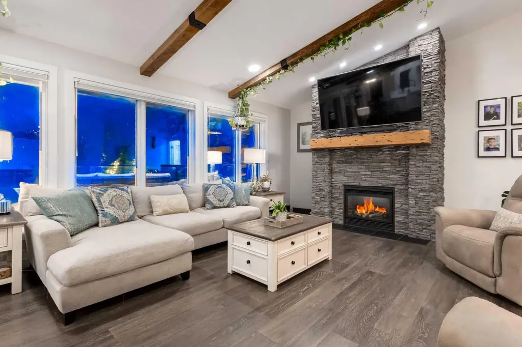 31 Rosewood Drive SW Rural Rocky View County AB T3Z 3K7