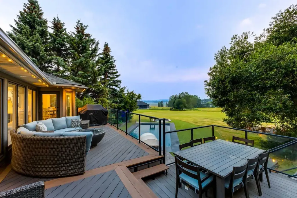 31 Rosewood Drive SW Rural Rocky View County AB T3Z 3K7