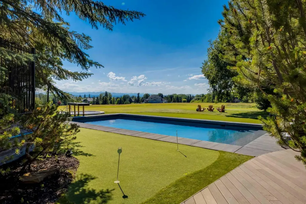 31 Rosewood Drive SW Rural Rocky View County AB T3Z 3K7