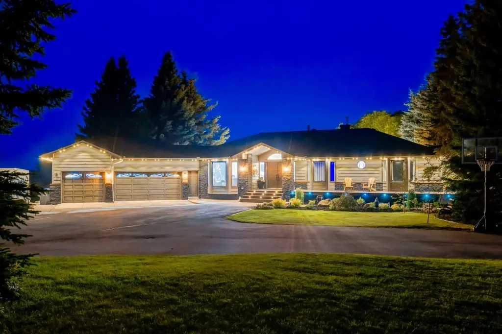 31 Rosewood Drive SW Rural Rocky View County AB T3Z 3K7