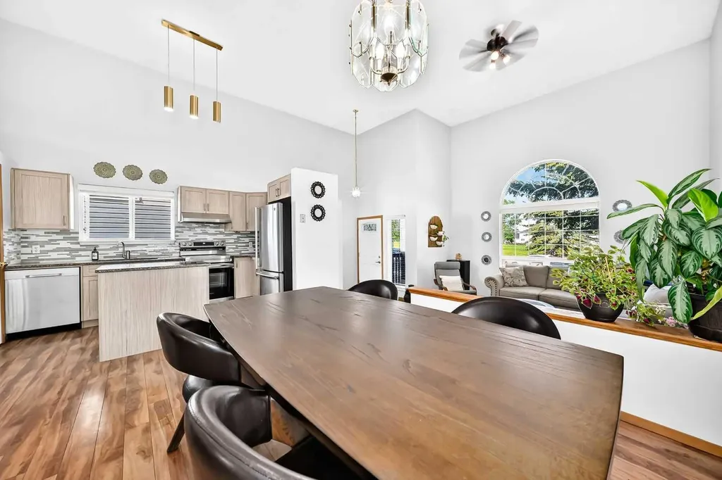 3628 Catalina Boulevard NE Calgary AB T1Y 6W6