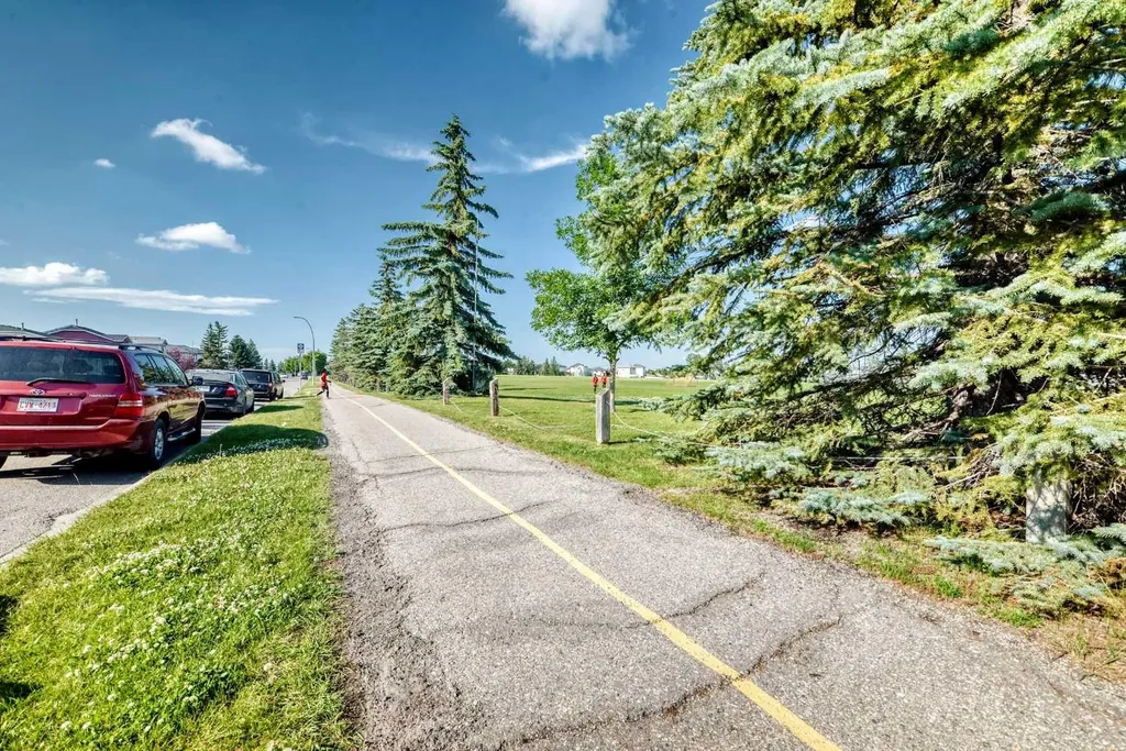 3628 Catalina Boulevard NE Calgary AB T1Y 6W6