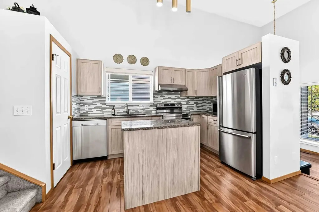 3628 Catalina Boulevard NE Calgary AB T1Y 6W6