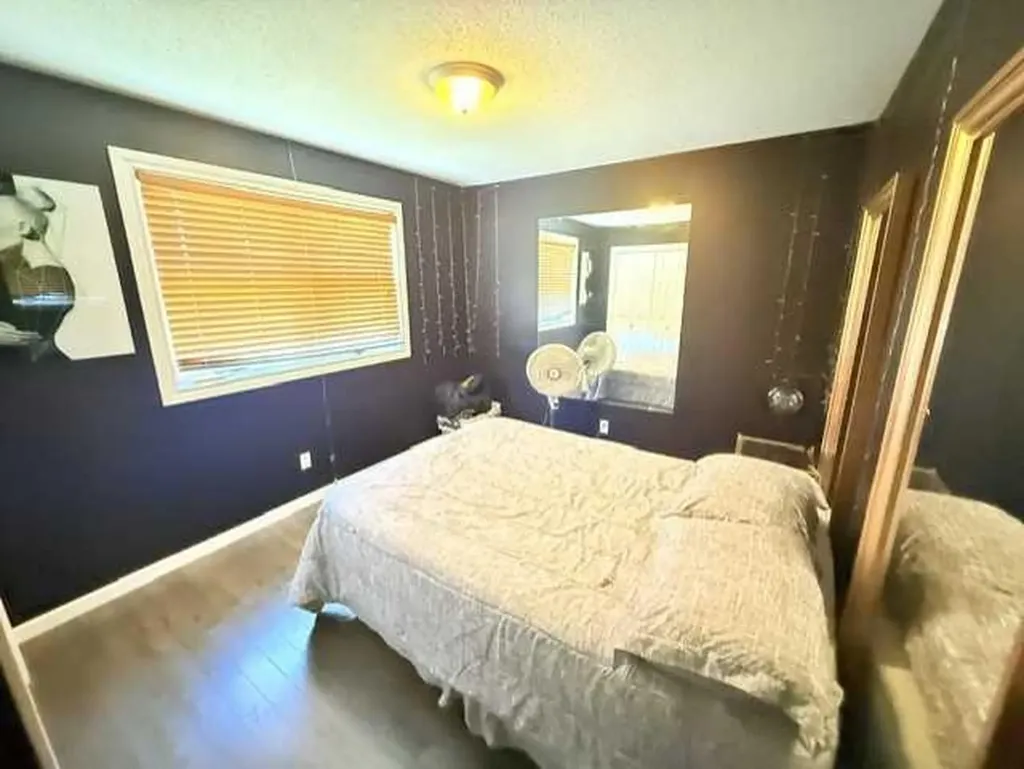 8801 101 Avenue Peace River AB T8S1N8