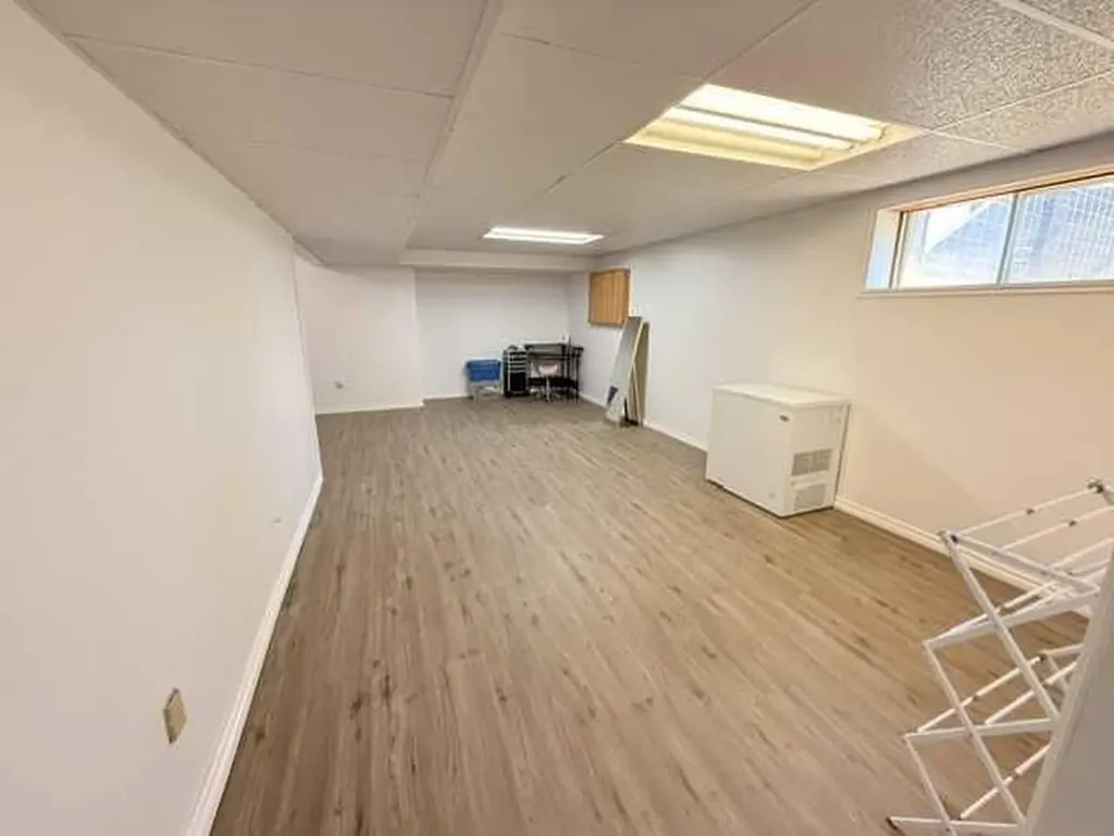 8801 101 Avenue Peace River AB T8S1N8