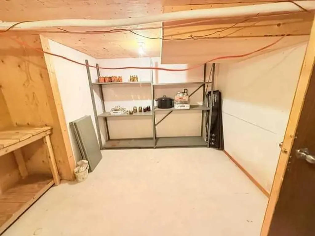 8801 101 Avenue Peace River AB T8S1N8