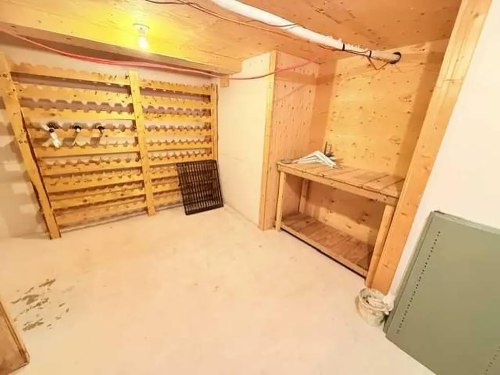 8801 101 Avenue Peace River AB T8S1N8