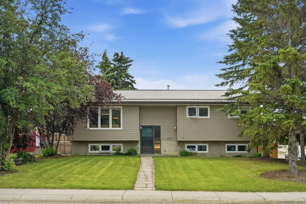 1239 Idaho Street Carstairs AB T0M0N0