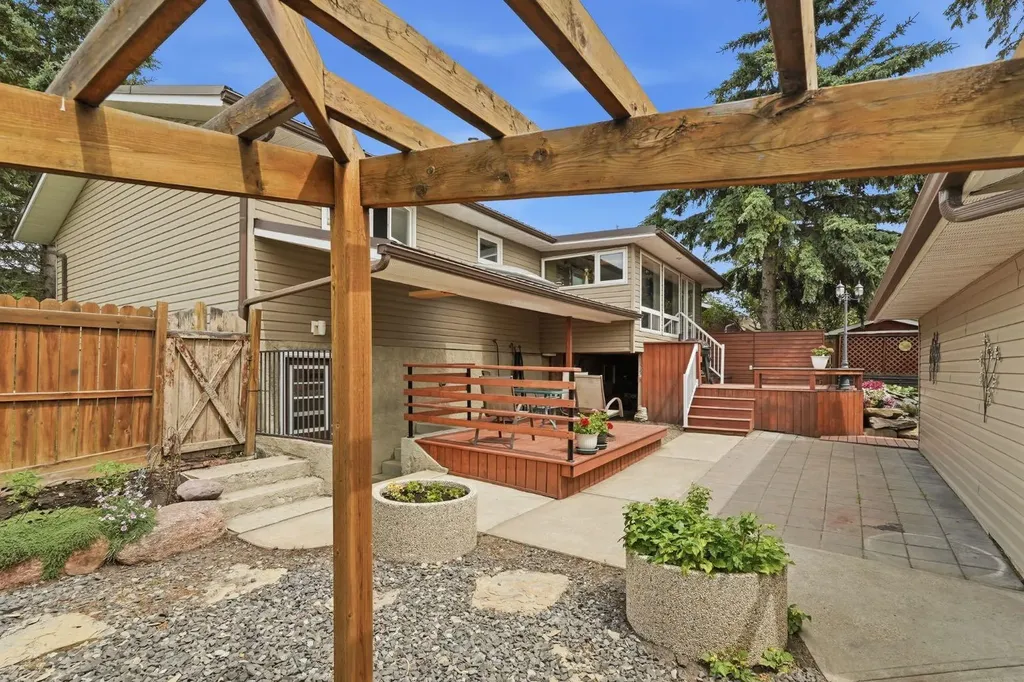 1239 Idaho Street Carstairs AB T0M0N0