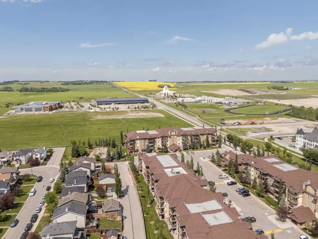 92 Crystal Shores Road Okotoks AB T1S 2N2