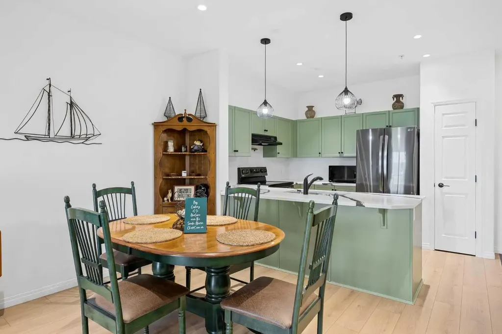 92 Crystal Shores Road Okotoks AB T1S 2N2