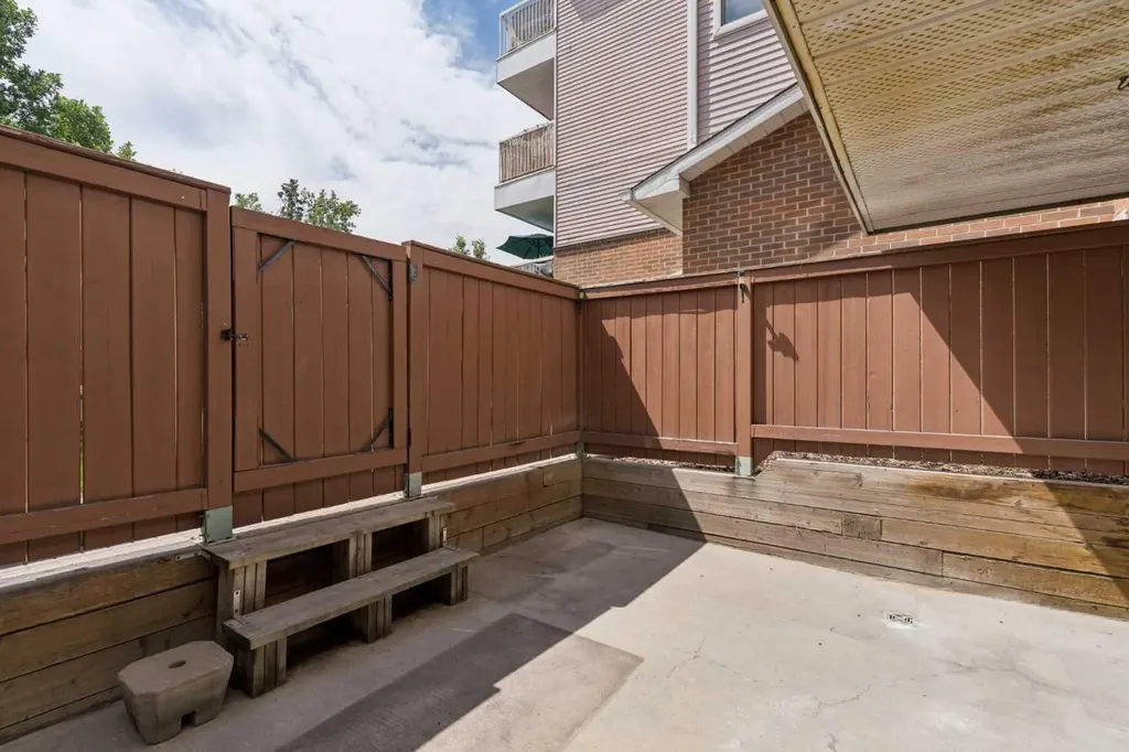 930 18 Avenue SW Calgary AB T2T 0H1