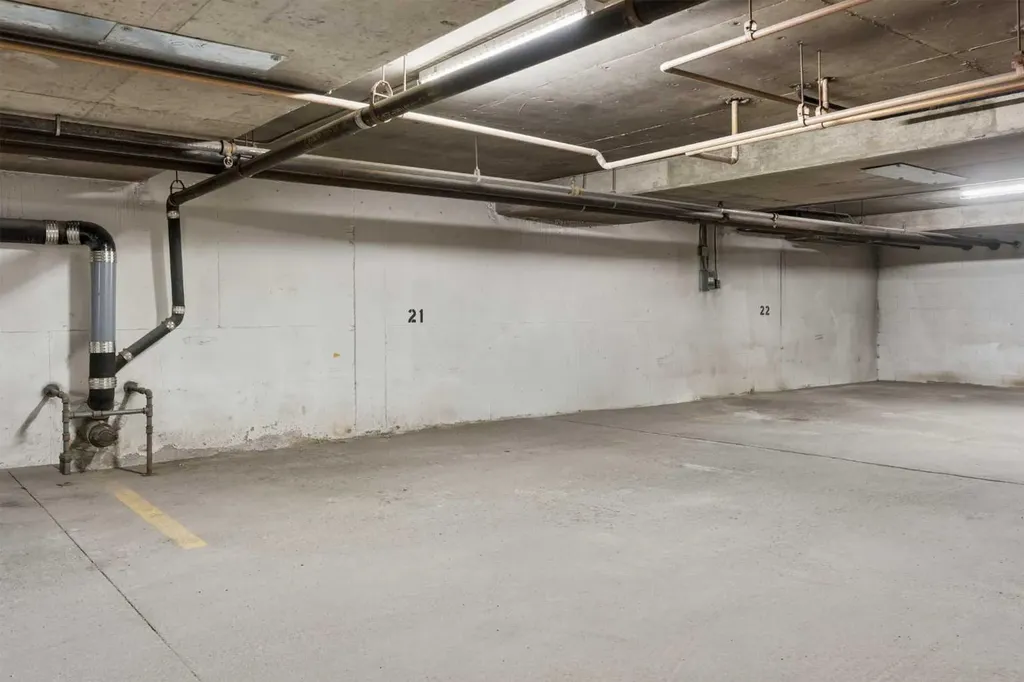930 18 Avenue SW Calgary AB T2T 0H1