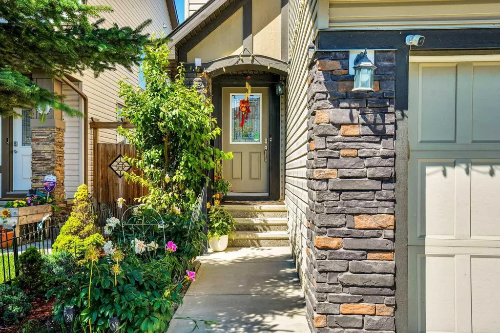 1239 Brightoncrest Green SE Calgary AB T2Z 1G7