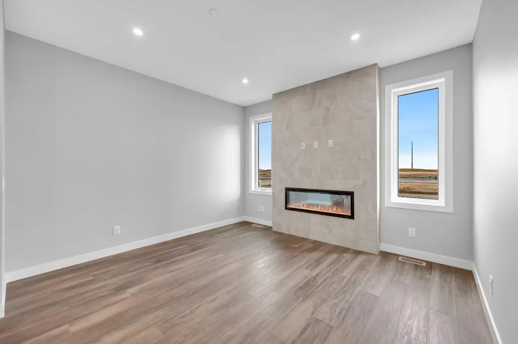 553 Hotchkiss Drive SE Calgary AB T3S 0T3