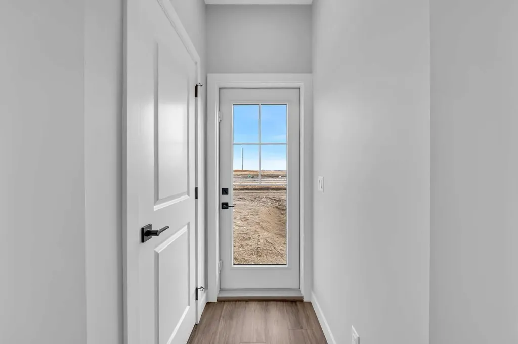 553 Hotchkiss Drive SE Calgary AB T3S 0T3