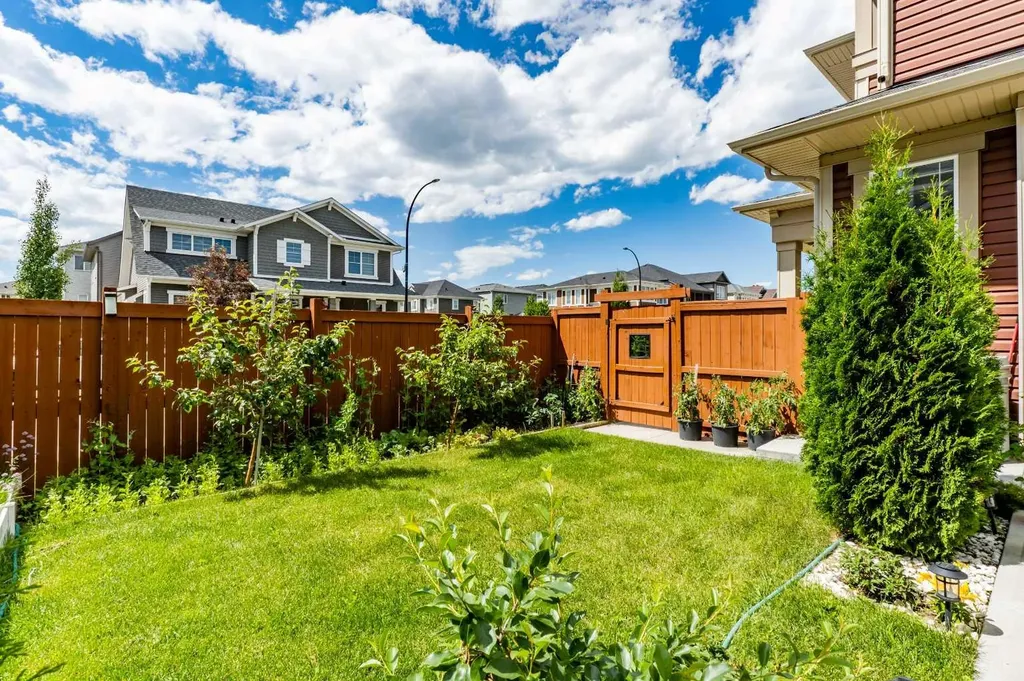 12 Cityside Common NE Calgary AB T3N 1H8