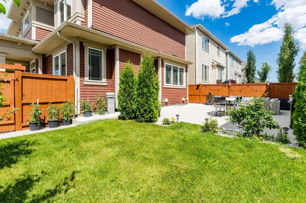 12 Cityside Common NE Calgary AB T3N 1H8