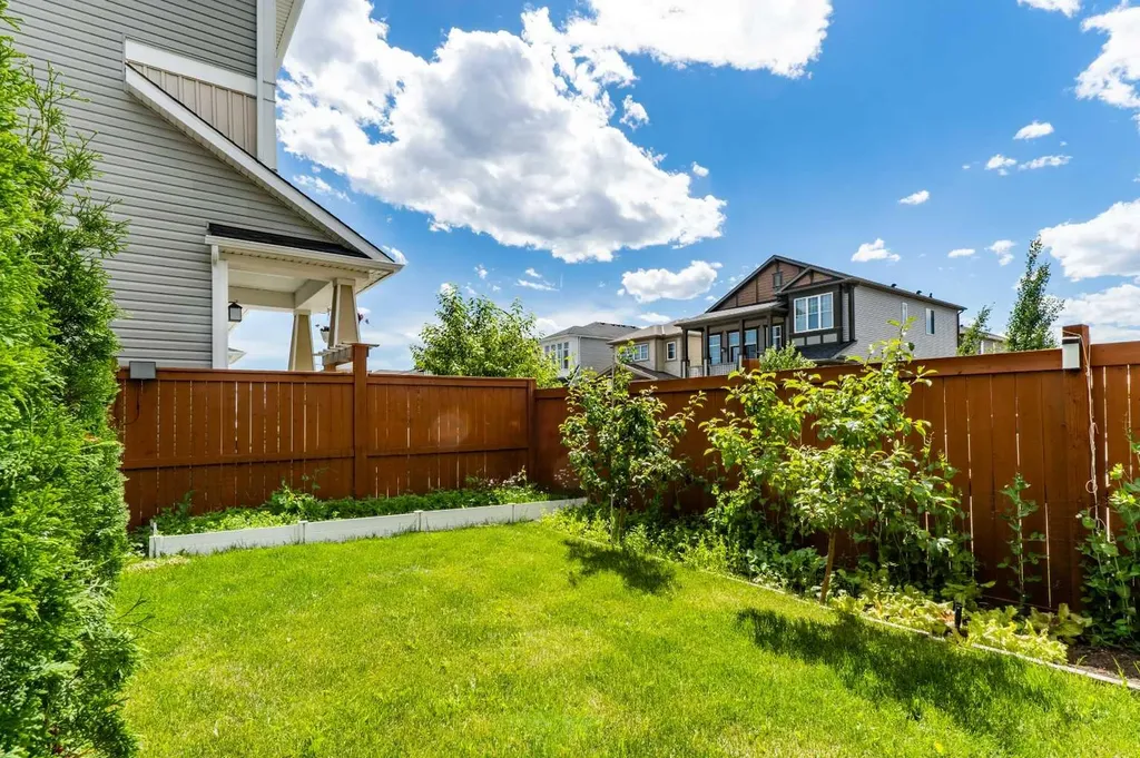 12 Cityside Common NE Calgary AB T3N 1H8