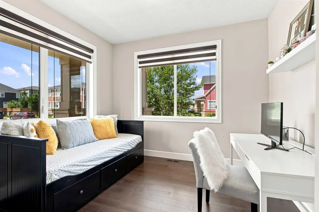 12 Cityside Common NE Calgary AB T3N 1H8