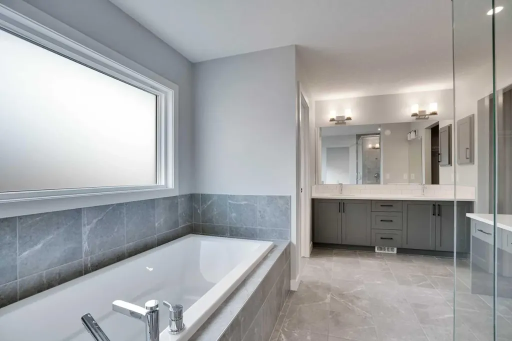 289 Ambleside Avenue NW Calgary AB T3P 1W3