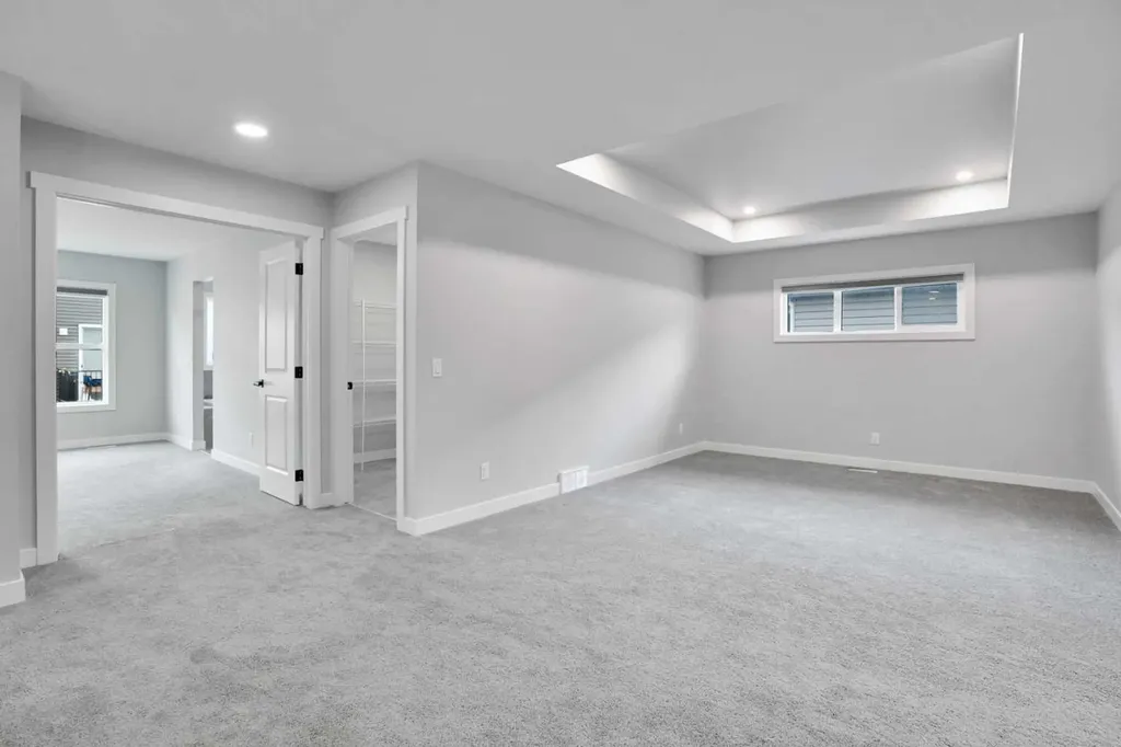 289 Ambleside Avenue NW Calgary AB T3P 1W3