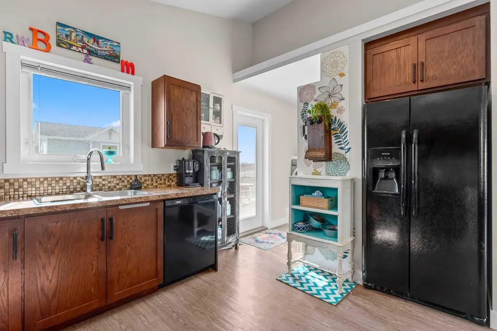 317 Mcleod Crescent Diamond Valley AB T0L 2A0