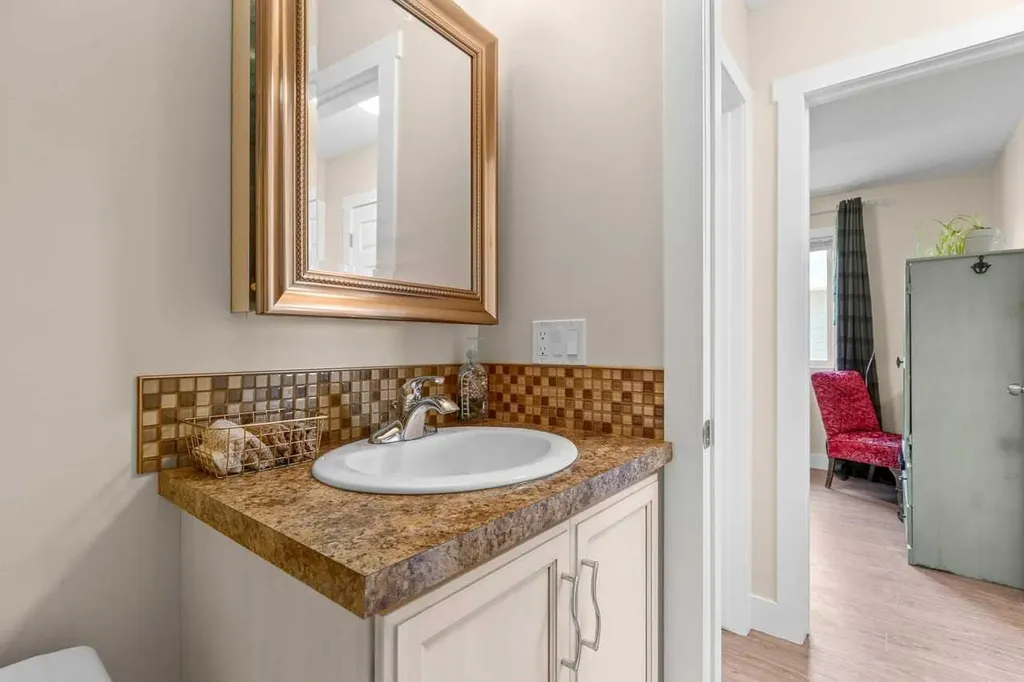 317 Mcleod Crescent Diamond Valley AB T0L 2A0