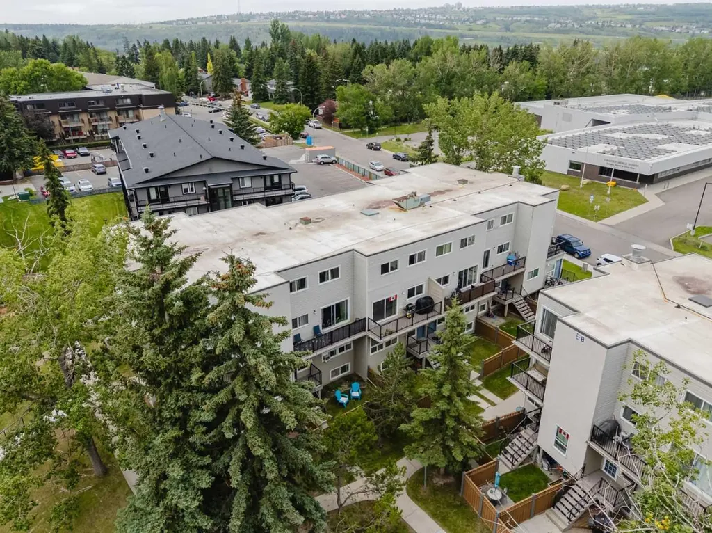 3615A 49 Street NW Calgary AB T3A 2L8