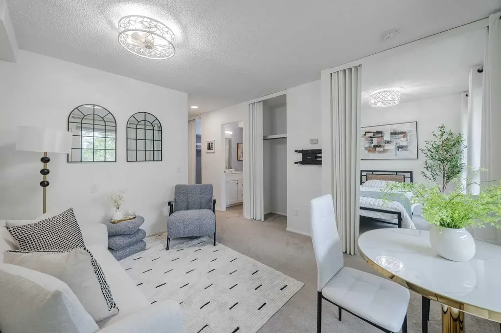 3615A 49 Street NW Calgary AB T3A 2L8