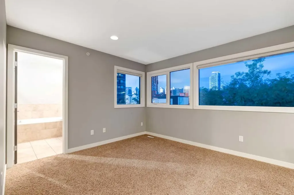 1720 12 Street SW Calgary AB T2T3M9